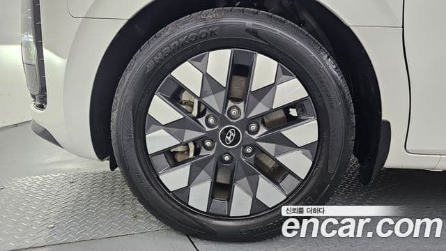 Hyundai Staria 2022 — Şəkil 5/20