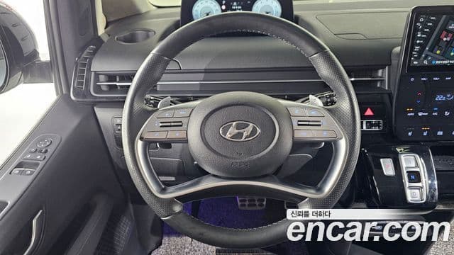 Hyundai Staria 2022 — Şəkil 13/20