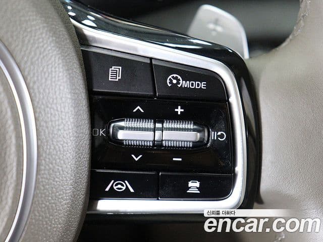 Kia Carnival 2021 — Şəkil 12/20