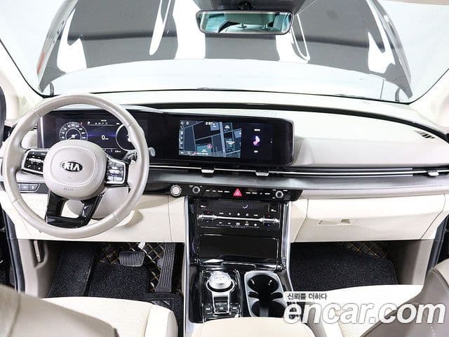 Kia Carnival 2021 — Şəkil 14/20