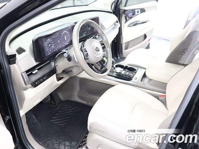 Kia Carnival 2021 — Şəkil 17/20