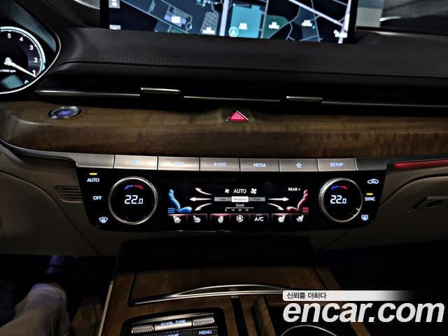 Genesis Electrified G80 2022 — Şəkil 16/20
