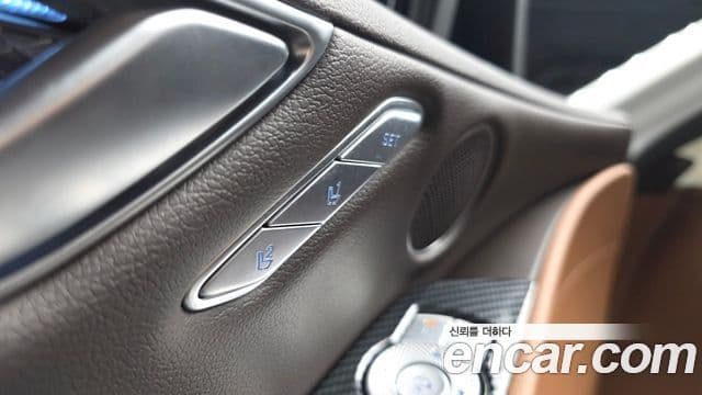 Genesis Electrified G80 2021 — Şəkil 18/20