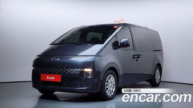 Hyundai Staria 2023 — Şəkil 1/20