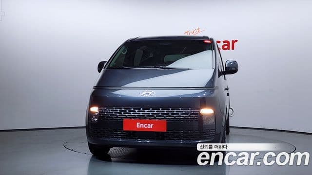 Hyundai Staria 2023 — Şəkil 3/20