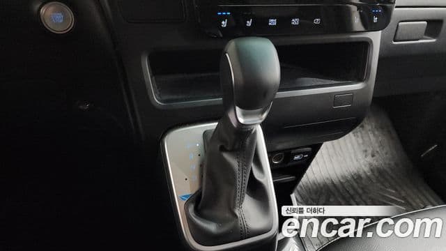 Hyundai Staria 2023 — Şəkil 9/20