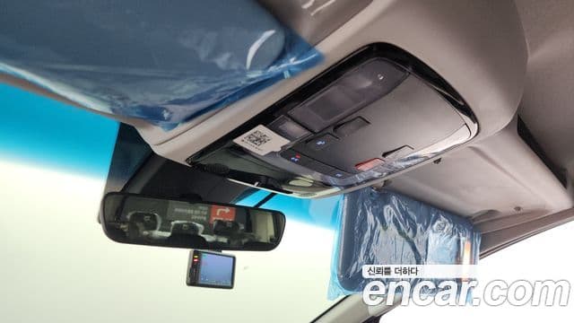 Hyundai Staria 2023 — Şəkil 19/20