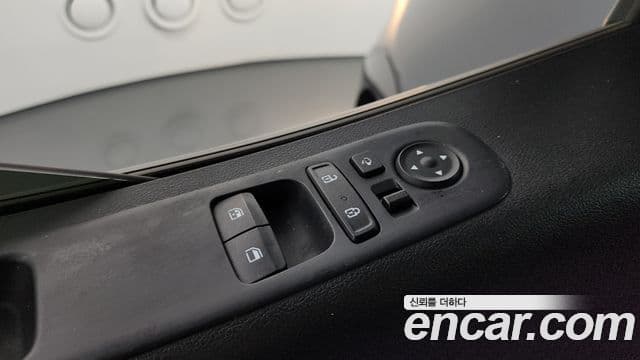 Hyundai Staria 2023 — Şəkil 32/32
