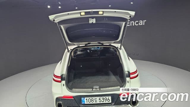 Genesis GV70 2021 — Şəkil 19/20