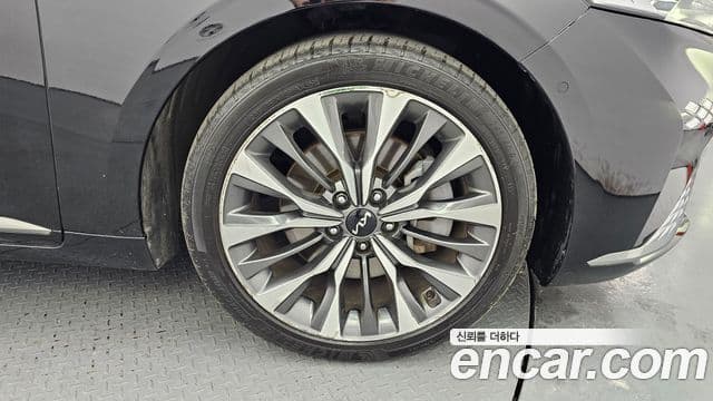 Kia K8 2022 — ფოტო 5/20