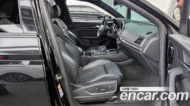 Audi Q5 2020 — Şəkil 11/20