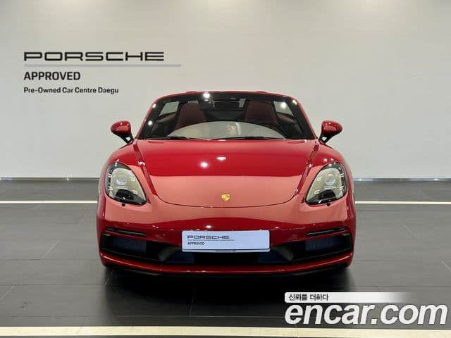 Porsche 718 Boxster 2021 — Фото 2/20