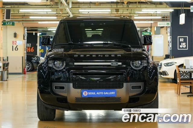 Land Rover Defender 2024 — ფოტო 2/20