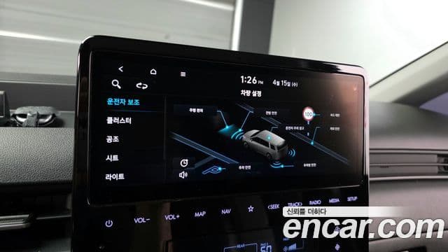 Hyundai Staria 2023 — ფოტო 17/20