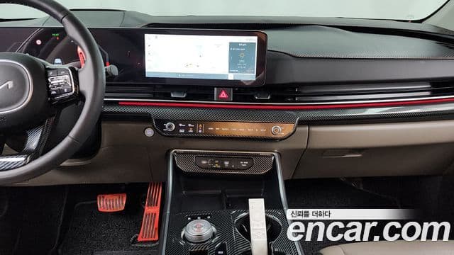 Kia Carnival 2024 — ფოტო 14/20