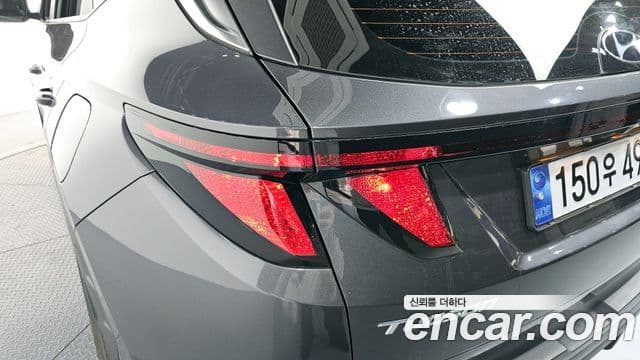 Hyundai Tucson Hybrid 2021 — ფოტო 9/30