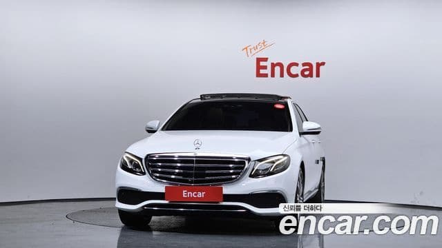 Mercedes-Benz E-Class 2020 — ფოტო 3/20
