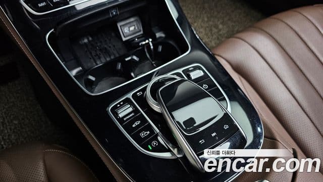Mercedes-Benz E-Class 2020 — ფოტო 9/20