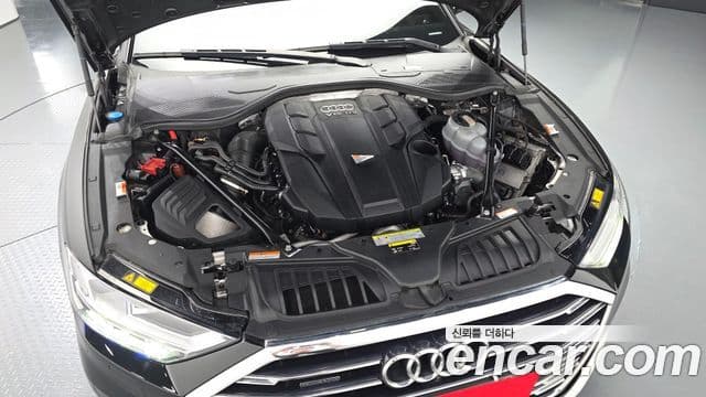 Audi A8 2020 — ფოტო 6/20