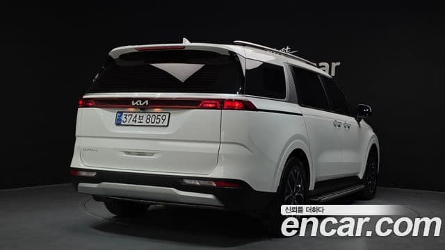 Kia Carnival 2022 — ფოტო 1/20