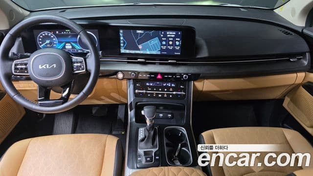 Kia Carnival 2022 — ფოტო 10/20