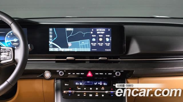 Kia Carnival 2022 — ფოტო 16/20