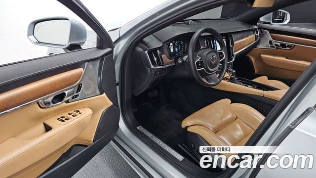 Volvo S90 2019 — Фото 10/20