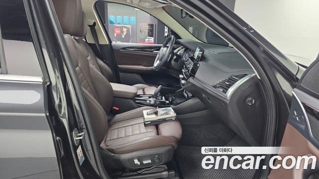 BMW X3 2018 — Şəkil 10/20