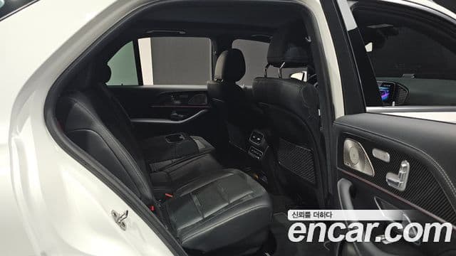 Mercedes-Benz GLE-Class 2024 — Photo 15/36