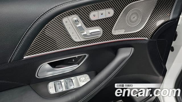 Mercedes-Benz GLE-Class 2024 — Photo 36/36