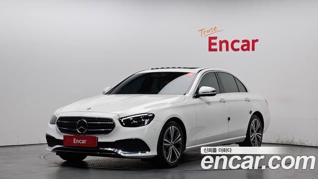 Mercedes-Benz E-Class 2022 — Şəkil 1/20