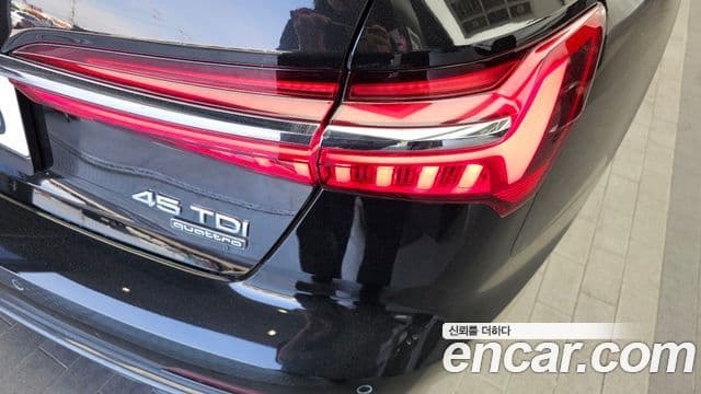 Audi A6 2020 — Şəkil 33/35