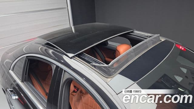 Mercedes-Benz S-Class 2022 — ფოტო 19/20