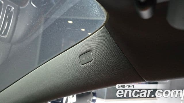 Mercedes-Benz S-Class 2022 — Photo 3/33