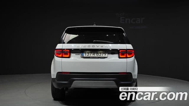 Land Rover Discovery Sport 2020 — ფოტო 4/20