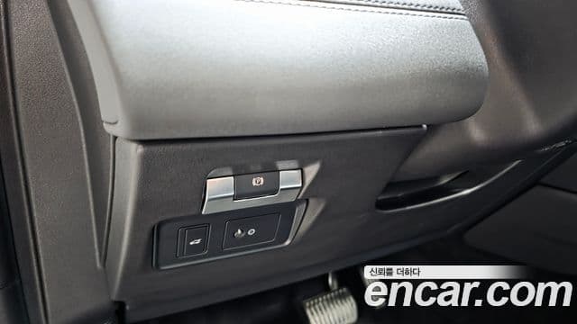 Land Rover Discovery Sport 2020 — Şəkil 19/33