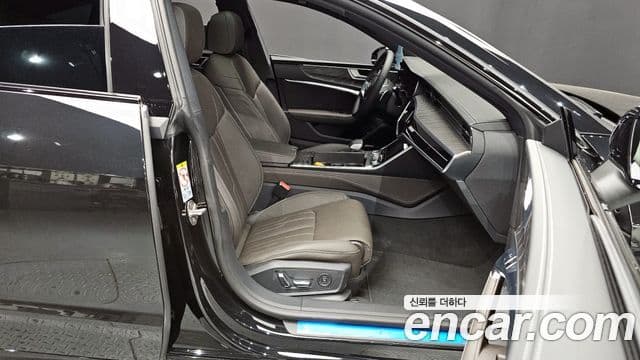 Audi A7 2025 — Photo 18/36