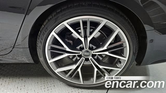 Audi A7 2025 — Photo 12/36