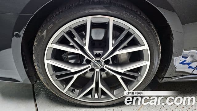 Audi A7 2025 — Photo 13/36