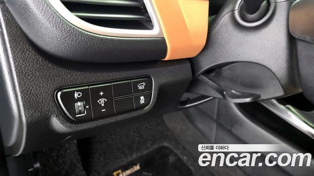 Kia Seltos 2023 — ფოტო 20/20
