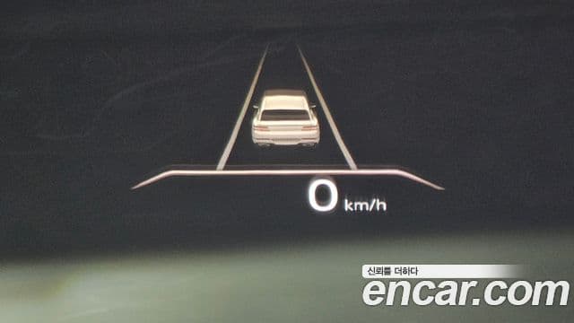 Genesis GV80 2020 — ფოტო 18/20