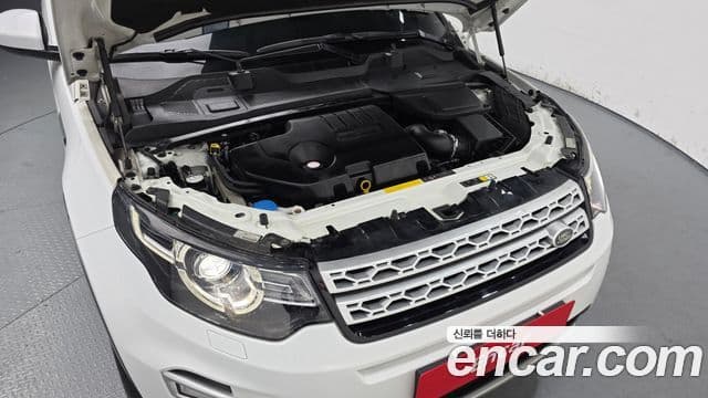 Land Rover Discovery Sport 2018 — Фото 6/20