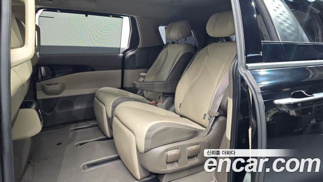 Kia Carnival 2024 — Şəkil 12/20