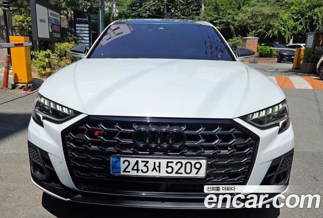 Audi S8 2023 — Photo 14/20