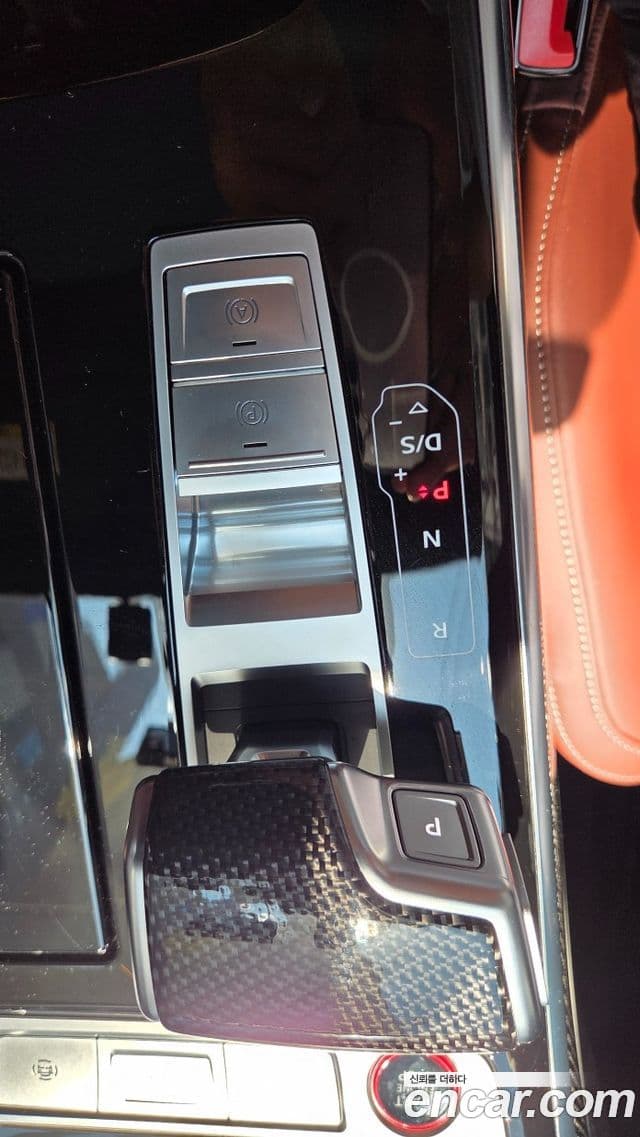 Audi S8 2023 — Photo 13/20