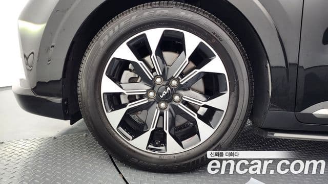 Kia Carnival 2022 — Фото 4/20