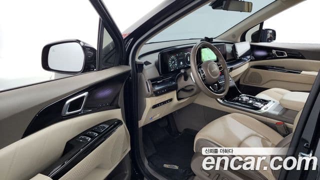 Kia Carnival 2022 — Фото 8/20