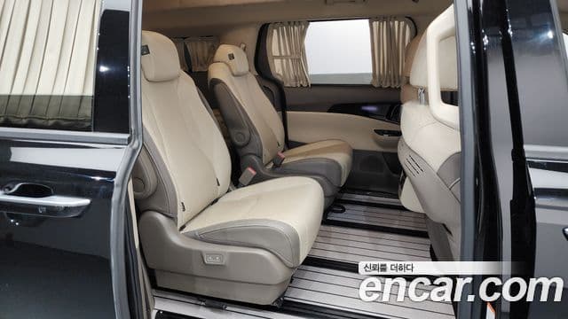 Kia Carnival 2022 — Фото 11/20