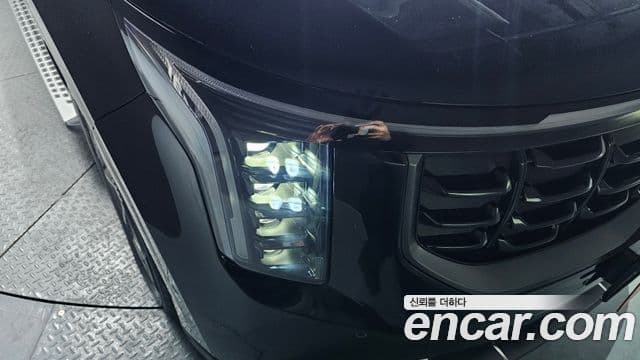 Kia Carnival 2024 — ფოტო 32/32