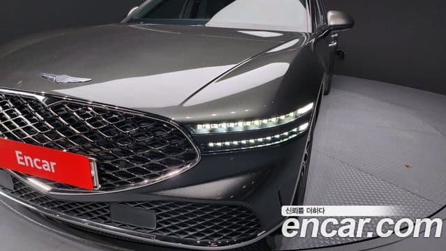 Genesis G90 2023 — Şəkil 33/38
